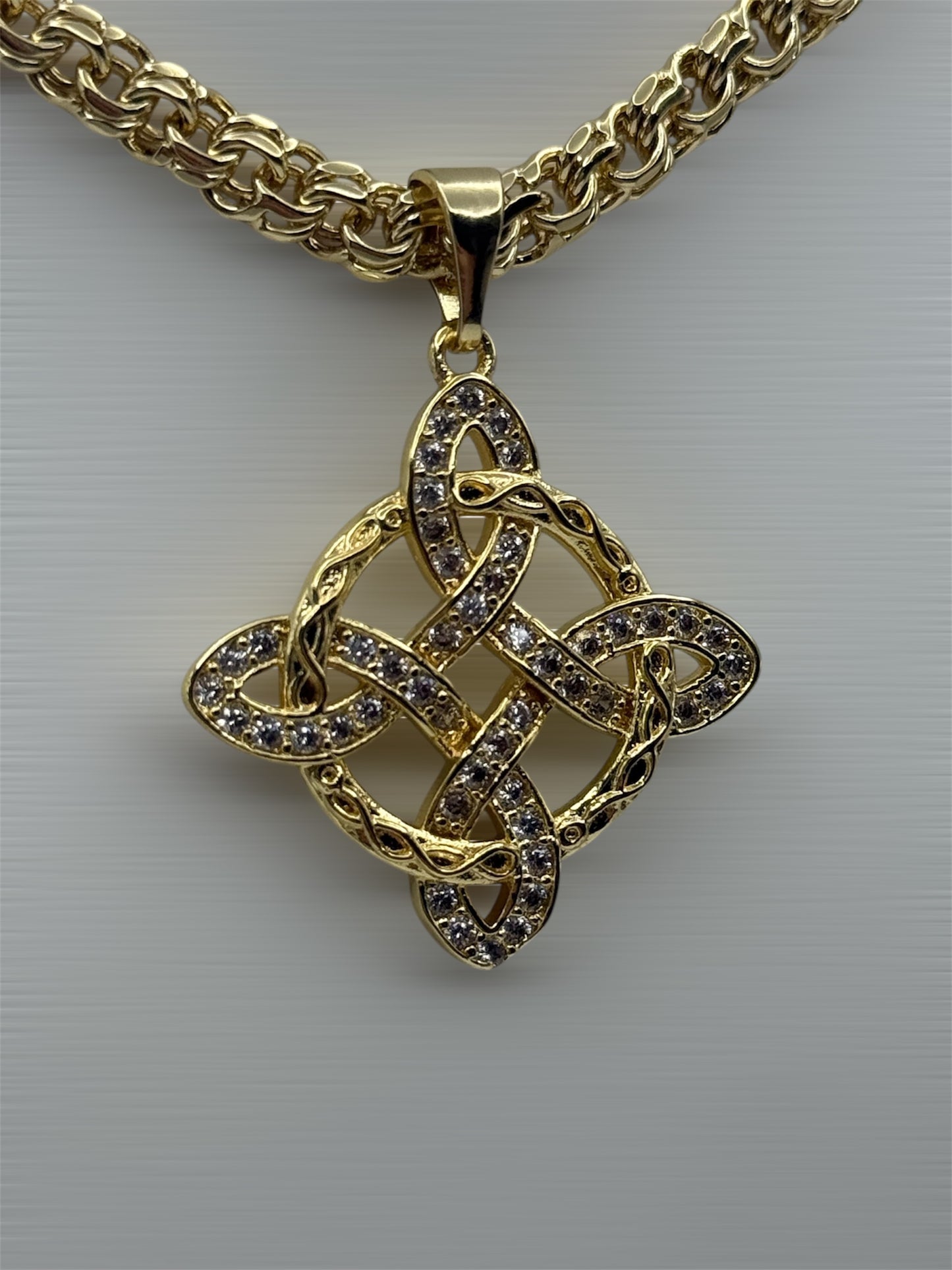 Oro laminado 14k cadena size 18