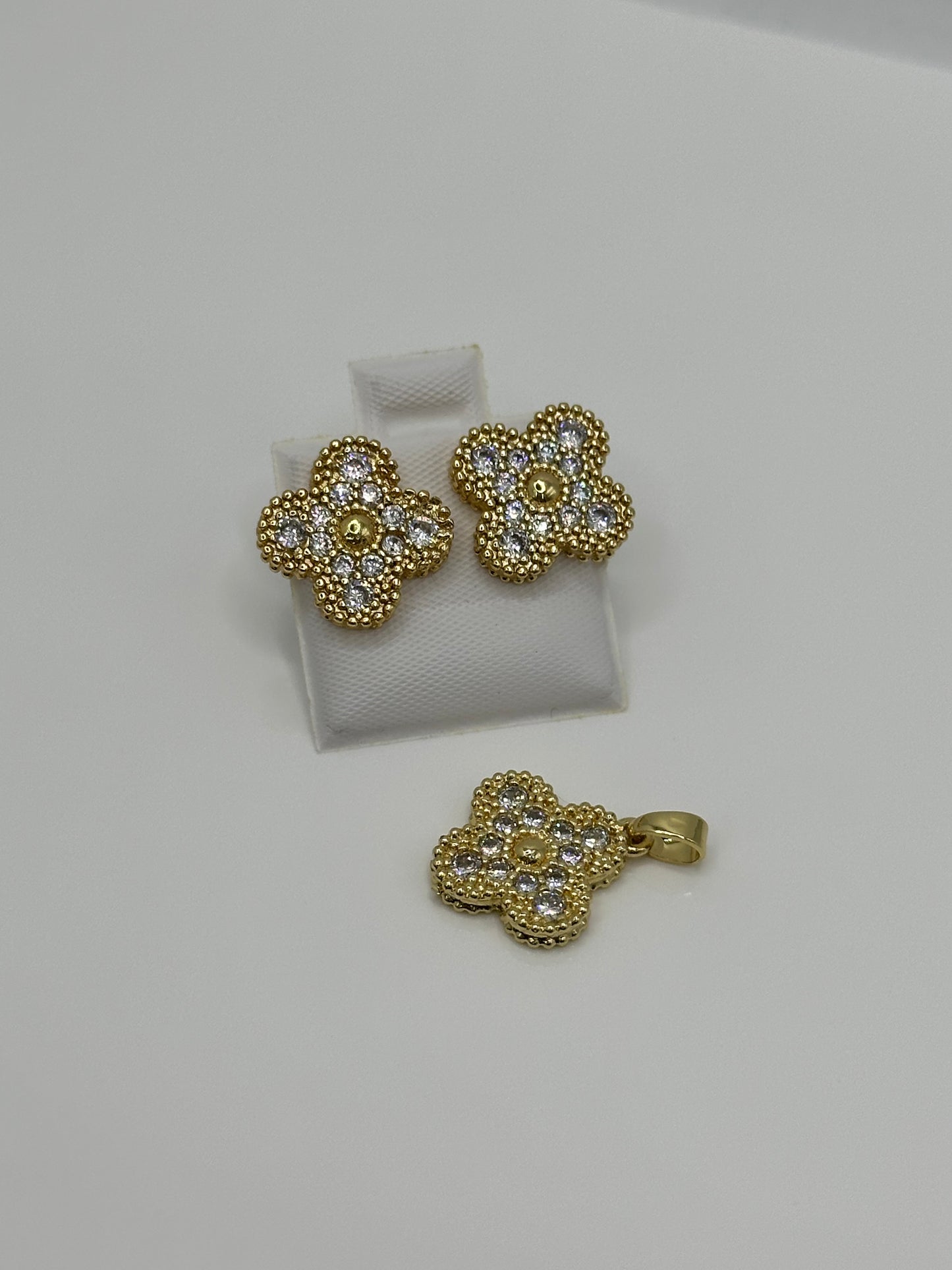 Set de flor laminado 14k