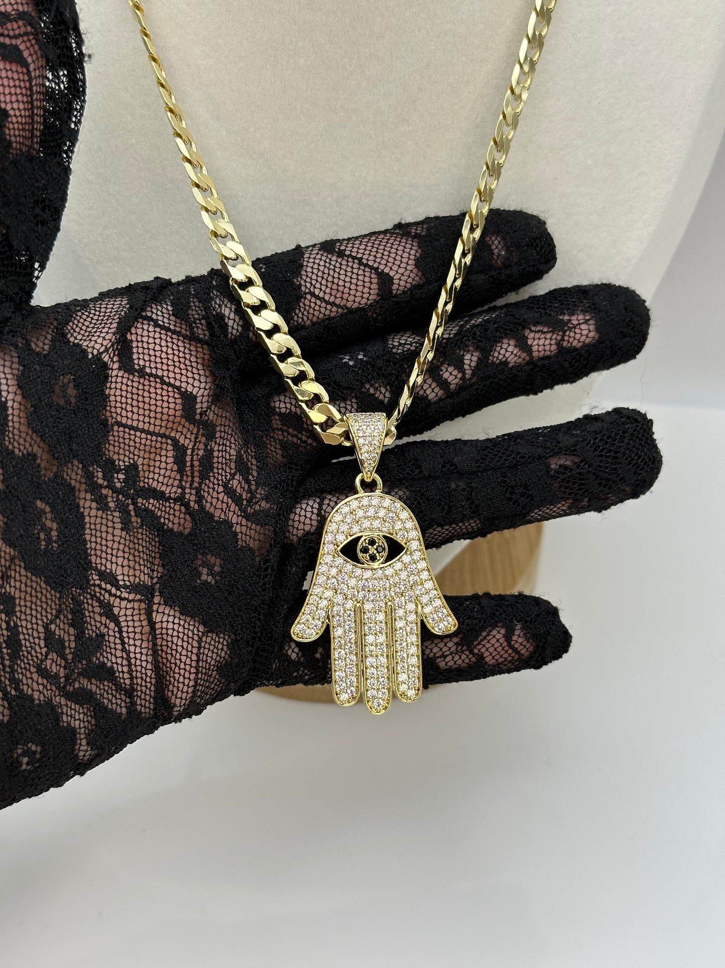 Cadena de hombre manita de Fátima