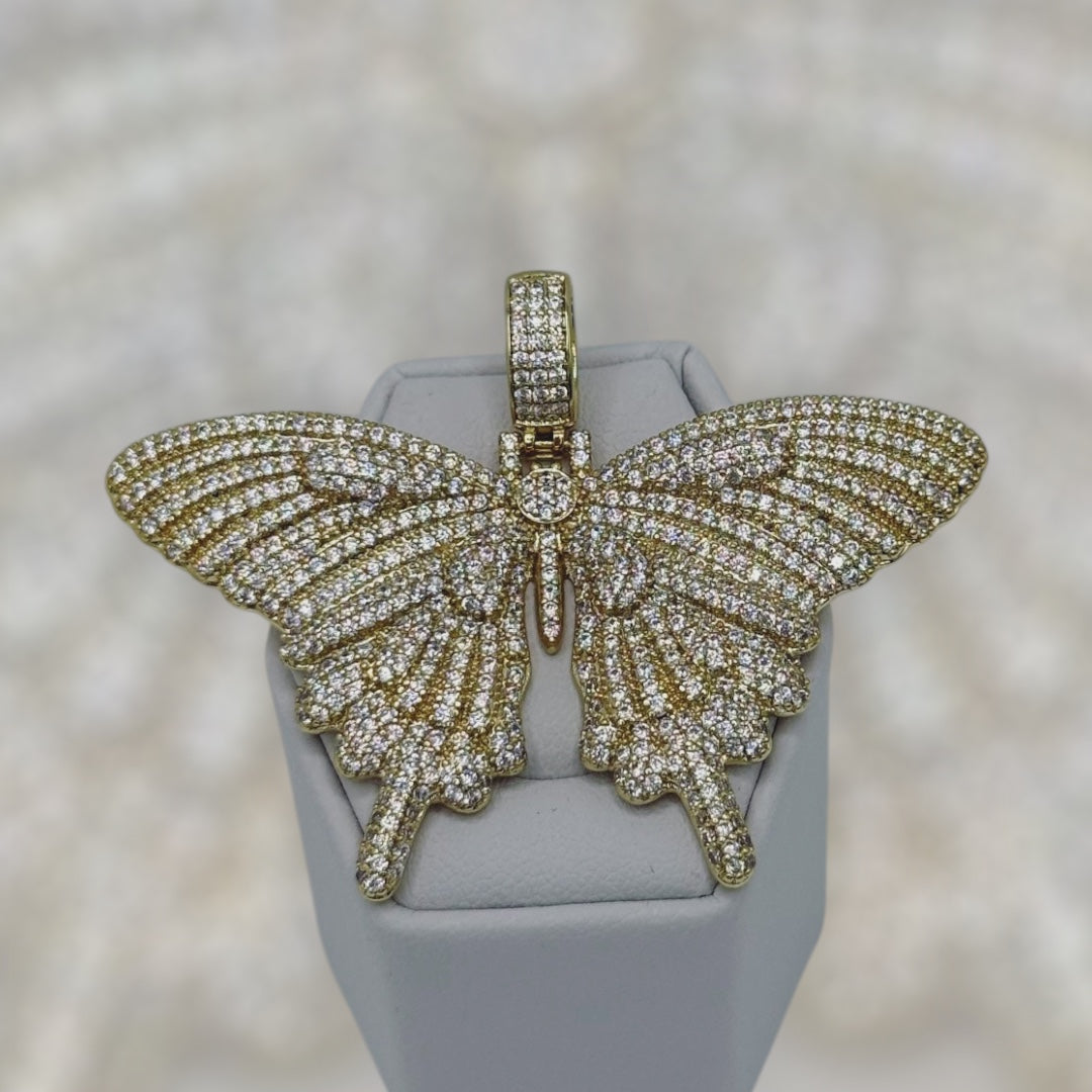 Pendant de mariposa laminada 14k