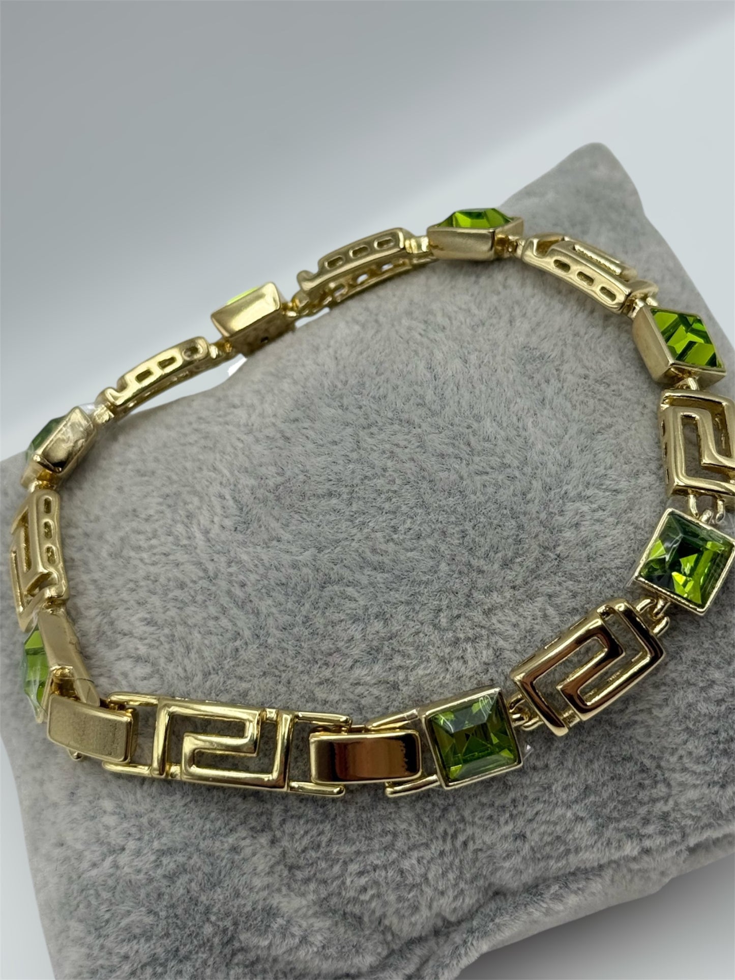 Oro laminado 14k size 7 y 7/30