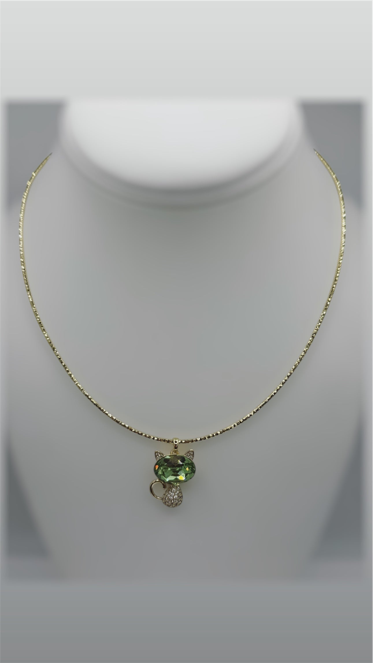 Collar y dije laminado 14k cadena size 17