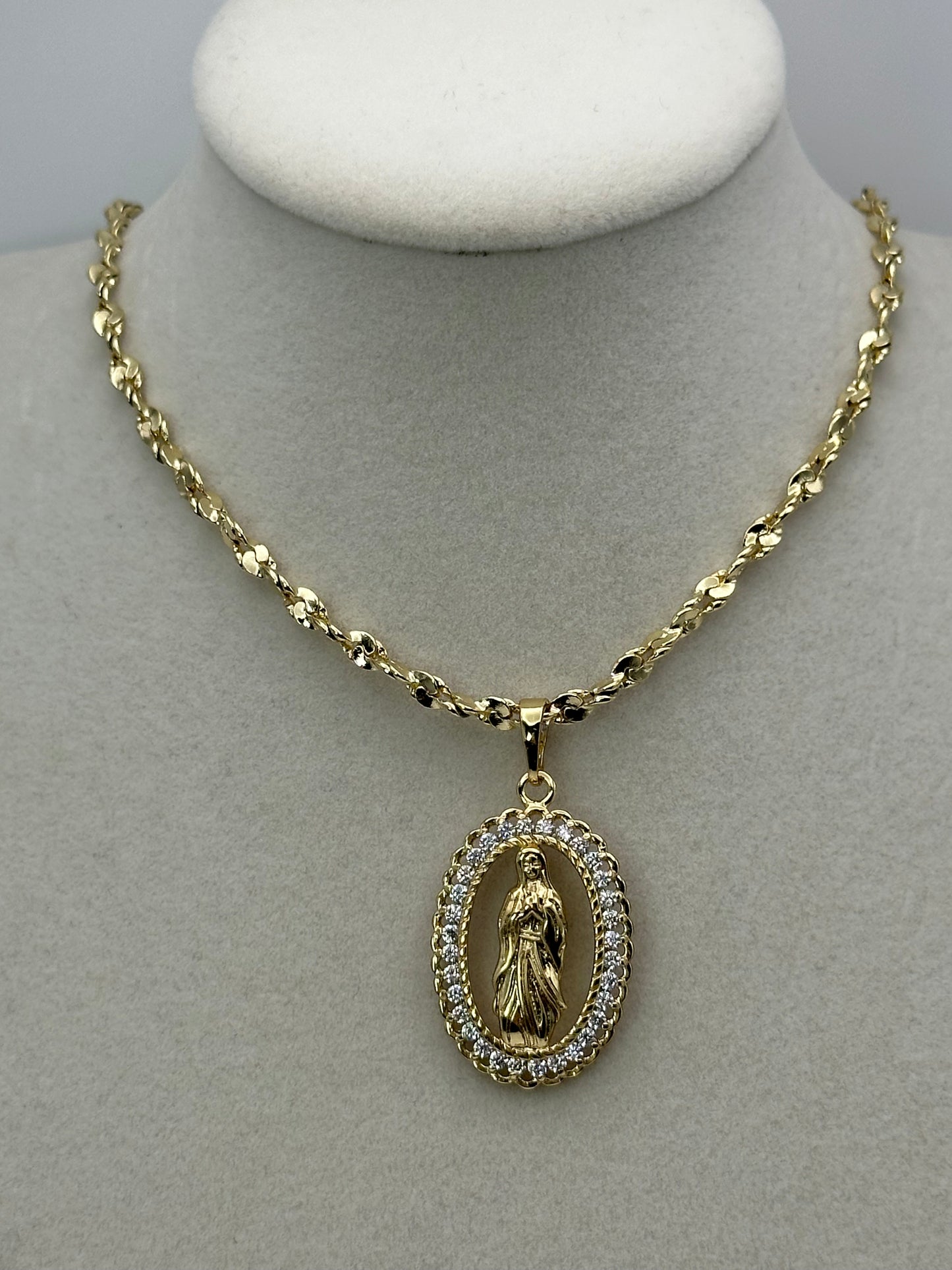 Oro laminado 14k cadena size 18