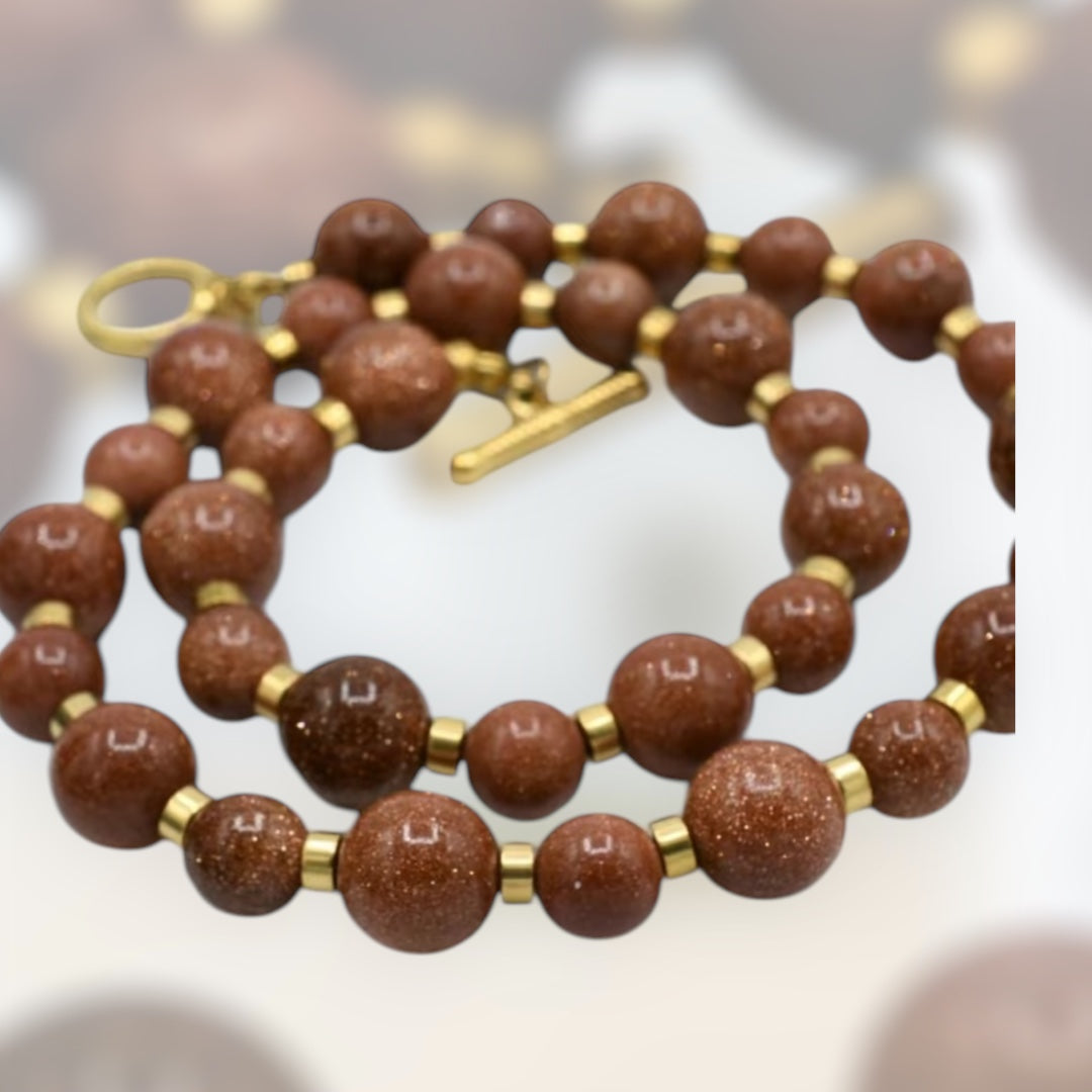 Collar con Venturina café , size 17