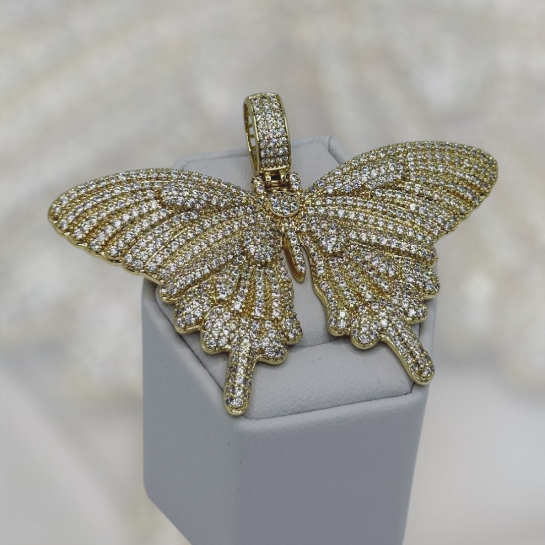 Pendant de mariposa laminada 14k