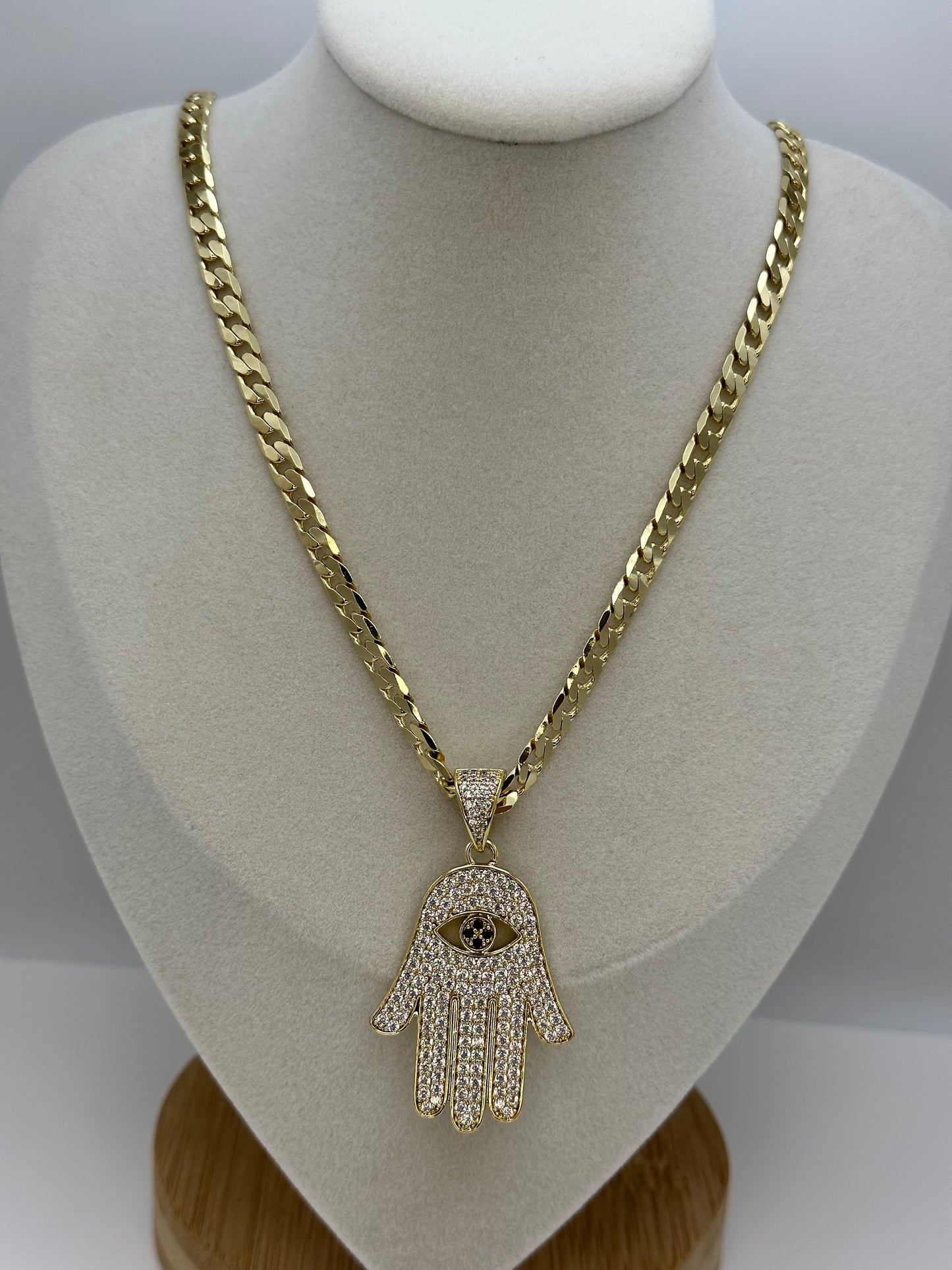 Cadena de hombre manita de Fátima